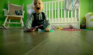 Из за чего у грудничка текут слюни