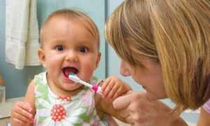 Когда начинать чистить зубы ребенку