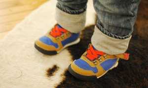 Как научить ребенка ходить самостоятельно: полезные советы родителям для развития навыка малыша