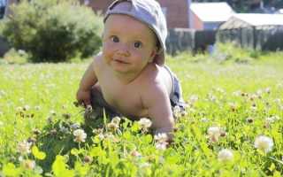 Во сколько месяцев мальчик готов к присаживанию и когда положение сидя безопасно для позвоночника