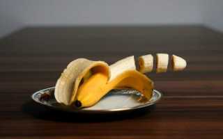 Можно ли бананы при грудном вскармливании новорожденного в первый и второй месяц: отзывы (с форумов)