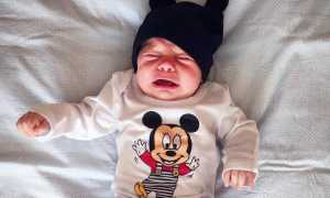 Как помочь при газиках у новорожденного: разбираем продукты провоцирующие метеоризм и способы лечения