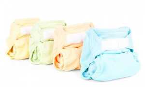 Учимся менять подгузник новорожденному: подбираем правильные промежутки и средства гигиены