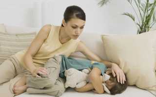 У ребенка заболел живот и болит голова: от чего такое бывает и как ему помочь