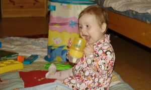 Как научить ребенка пить из кружки в 1,5-2 года, Комаровский