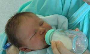 Сколько должен съедать грудной ребенок за одно кормление в 1, 2, 3 месяца: таблица