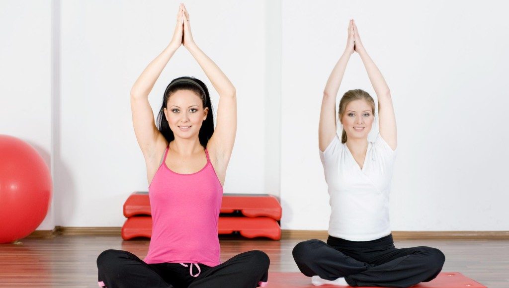 Йога при остеохондрозе