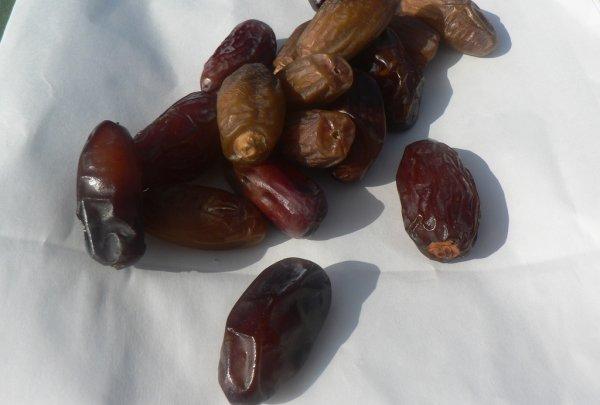 Противопоказания для фиников