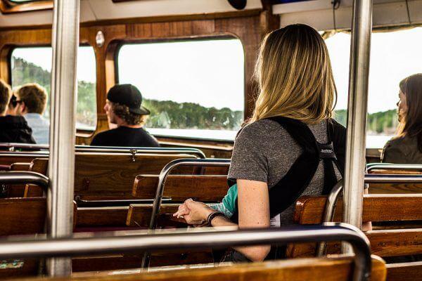 со скольки месяцев можно носить ребенка в кенгуру