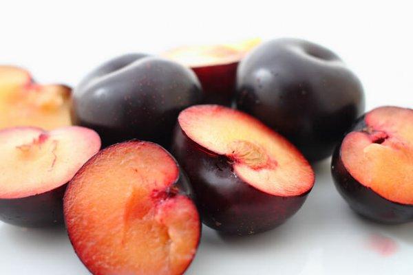 Слива при ГВ