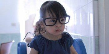 Осмотр у офтальмолога