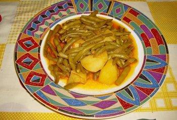 Тушеная стручковая фасоль