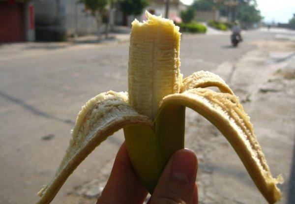 половинка банана