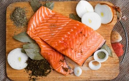 Можно ли красную рыбу при грудном вскармливании