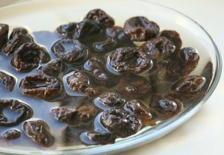 Отвар из чернослива для грудничка