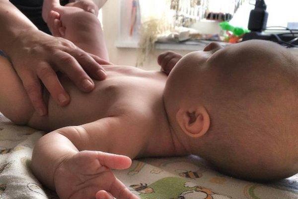 Массаж против коликов