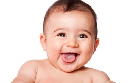 Срыгивание у новорожденного